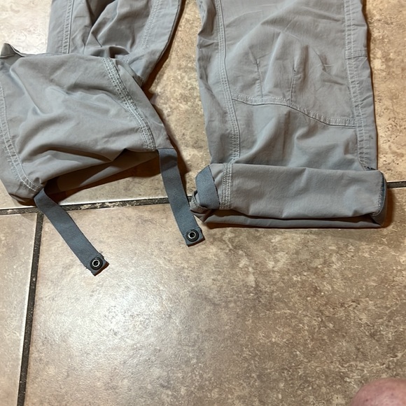 KUHL CONVERTIBLE PANTS EUC - Picture 12 of 12